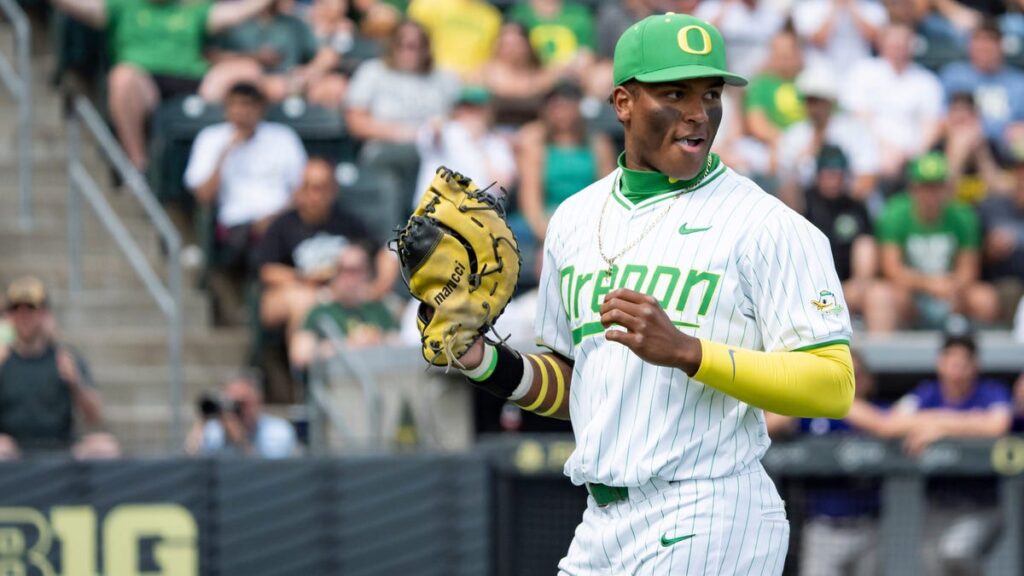 Oregon’s Jacob Walsh is a finalist for the Bobby Bragan National Collegiate Slugger Award