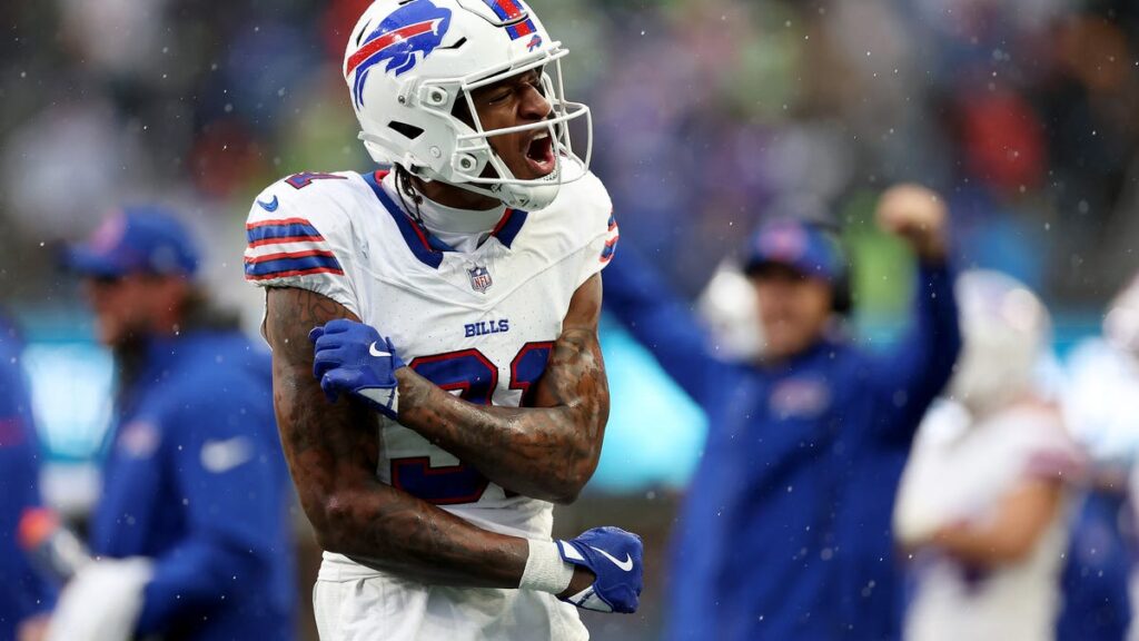 Ranking 3 potential late-wave additions at CB