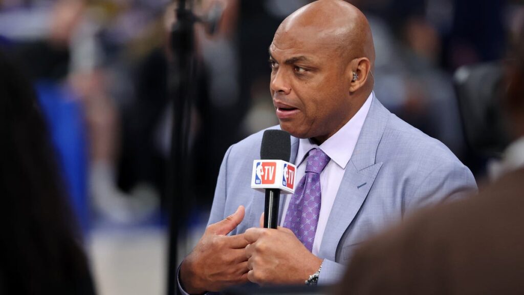 Charles Barkley obliterated the Knicks’ coaching search with brutal insult