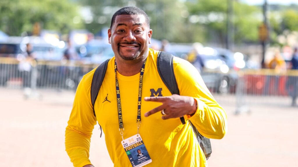 Watch Ron Bellamy talk Michigan football 2025 offense