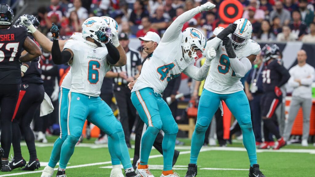 Dolphins OLB Chop Robinson presents pass-rush optimism entering 2025