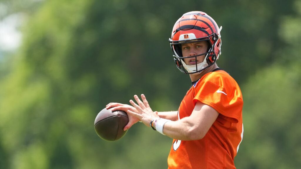 Bengals’ Joe Burrow admits the Trey Hendrickson saga is a distraction