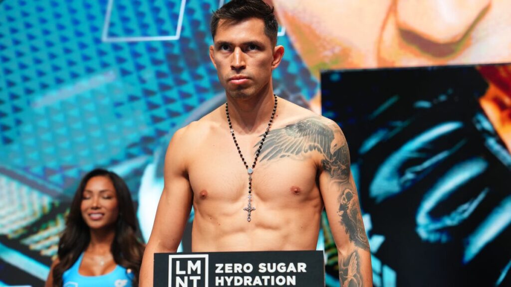 Jesus Pinedo smokes Gabriel Braga in trilogy bout
