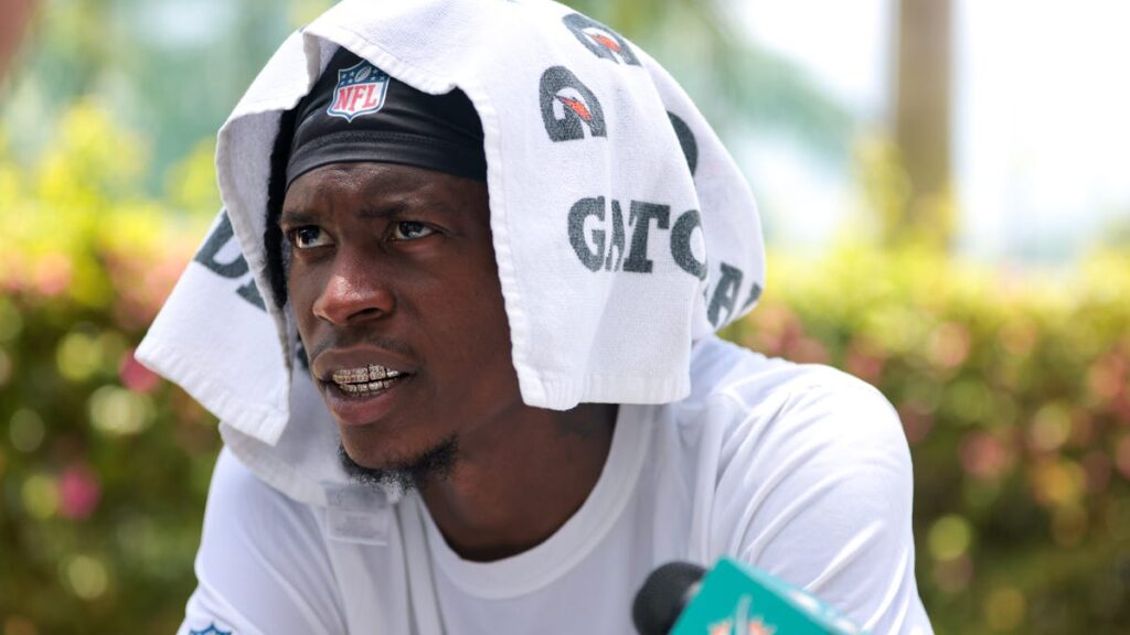 Dolphins exit minicamp with ongoing cornerback competition