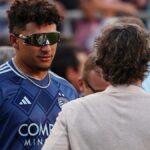 Lionel Messi, Patrick Mahomes conduct legendary jersey swap