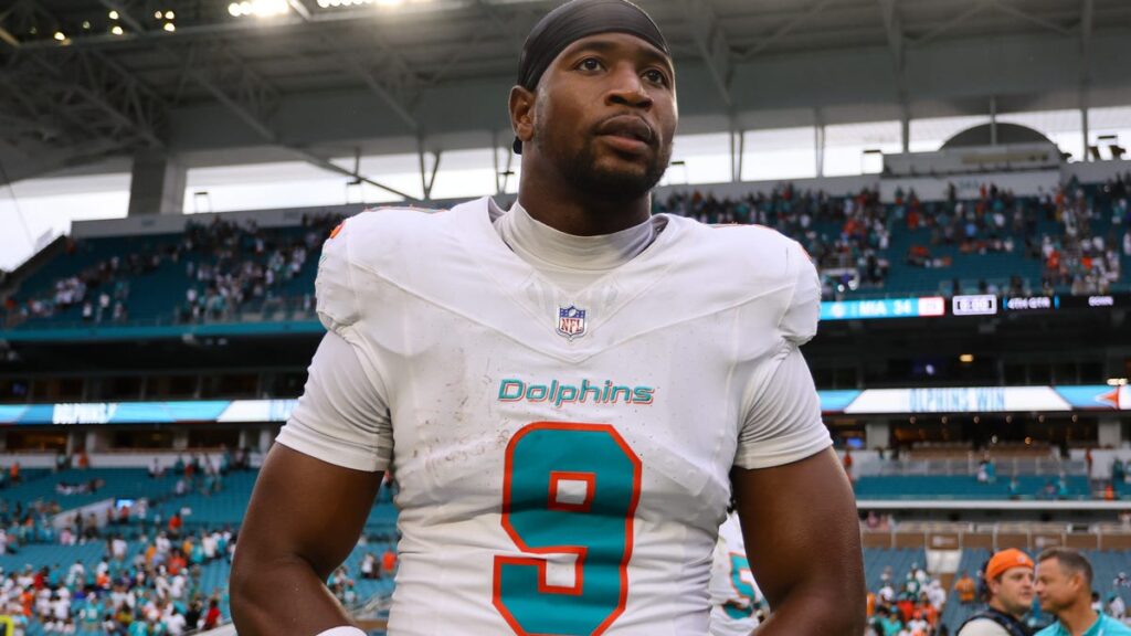 Jonnu Smith’s agent updates contract talks with Dolphins
