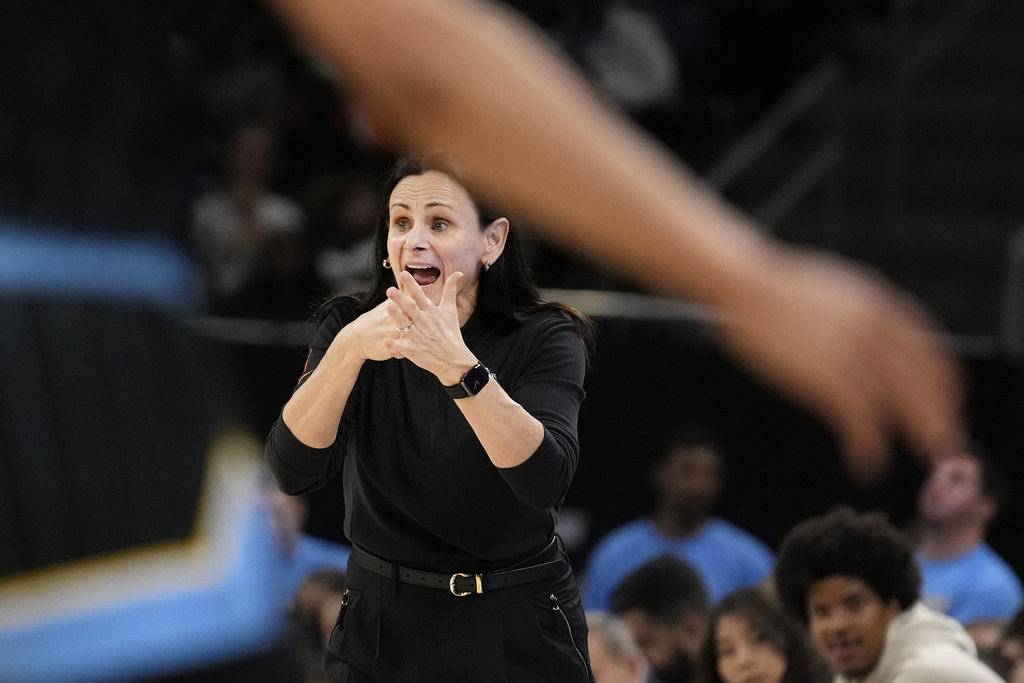 Liberty continue perfect streak after dominating Angel Reese, Chicago Sky