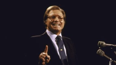 Is Jimmy Swaggart Still Alive? What’s Going on With the Preacher – Hollywood Life