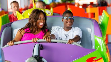 Meet Her Two Sons Jeffrey & Lamar – Hollywood Life