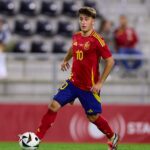 Barcelona open to terminating the contract of midfield prodigy this summer
